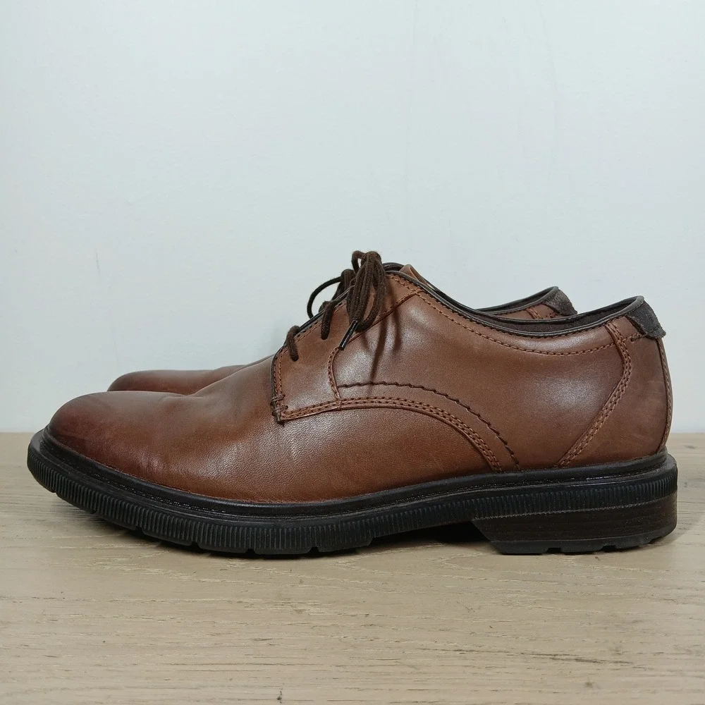 Clarks Derby Shoes Mens 10 Brown Leather Comfort Lug Sole Oxford Business